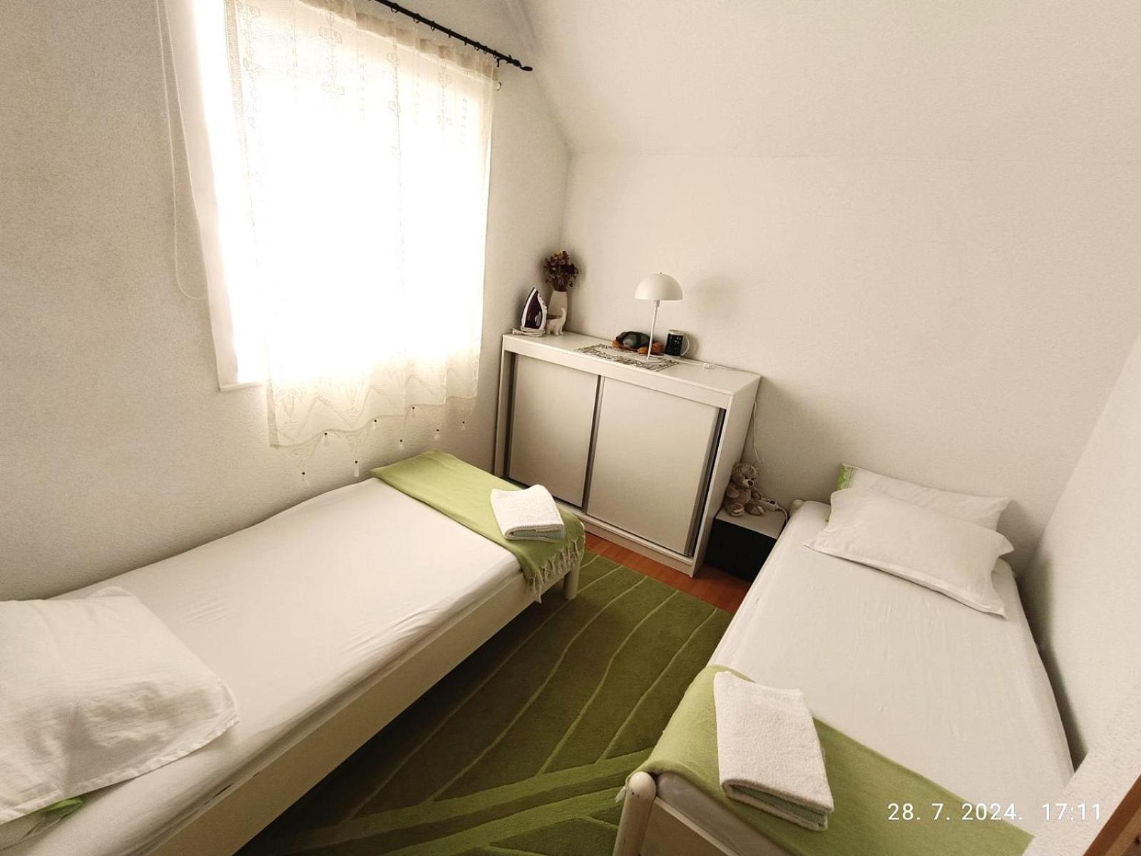 Vacation Home "Cehic" Kulen Vakuf Exterior foto